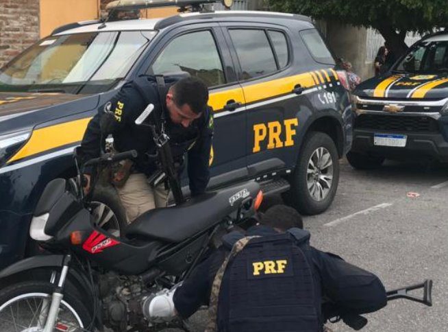 PRF apreende veículos em Parnamirim e Triunfo Potiguar