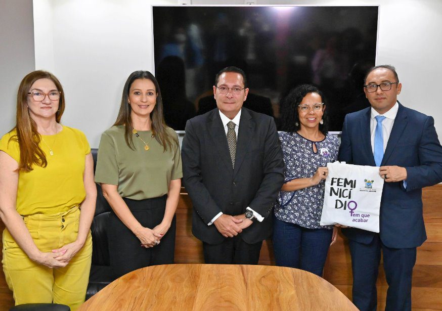 ALRN assina termo de adesão à campanha do MPT contra trabalho escravo e tráfico de pessoas