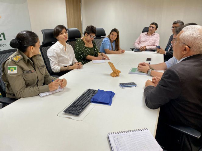 PCRN participa de reunião sobre proteção às mulheres no transporte público