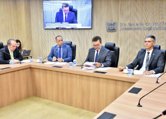 Comissão de Administração do Legislativo aprova campanha “Salve uma Criança”