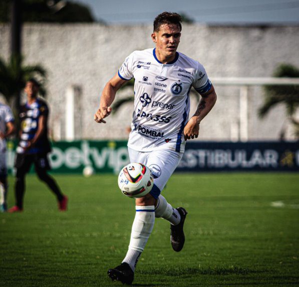 Volante Léo Garcia é o novo reforço do Baraúnas para a sequência do Campeonato Potiguar