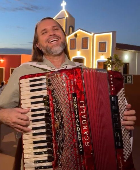 Cantor e compositor Dorgival Dantas é escolhido como embaixador do Turismo do Rio Grande do Norte