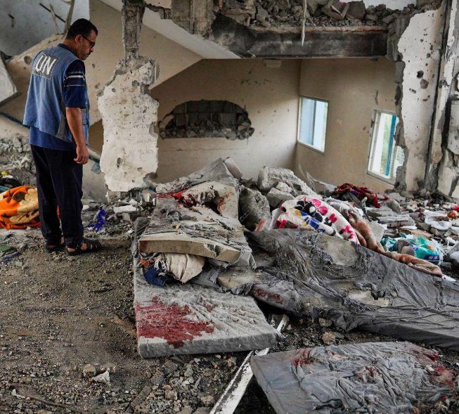 O Mundo se cala: Israel ataca escola da ONU em Gaza e faz pelo menos 45 mortos