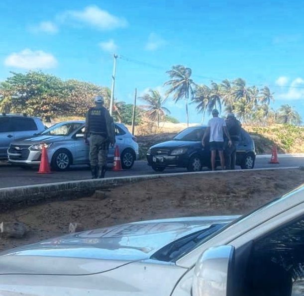 Lei Seca: 10 motoristas são autuados neste domingo na Praia do Forte