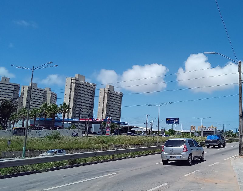 Previsão do Tempoe: Parnamirim com dia com sol entre poucas nuvens neste sábado (03)