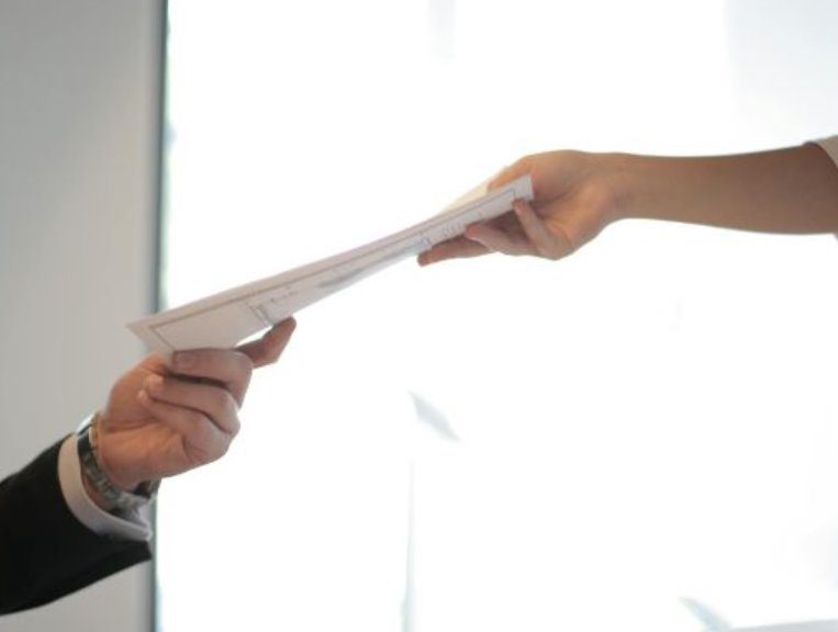 Instituição financeira que fez empréstimo consignado com analfabeto é condenada no RN