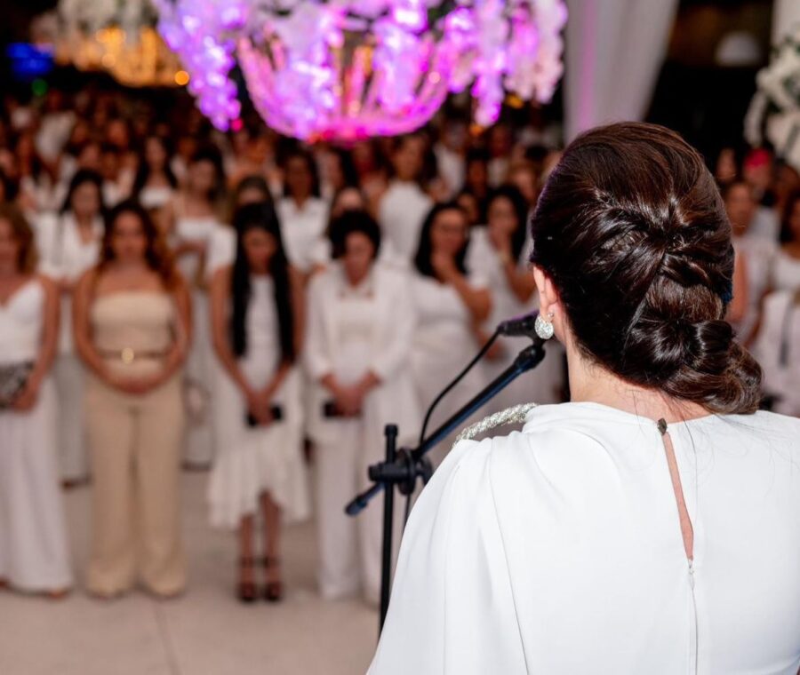 Noite Real marca abertura da programação do 9º Encontro Mulheres que Marcam em Natal