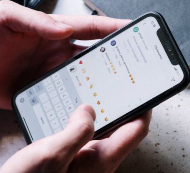 Comentários feitos em publicação de notícia no Instagram resultam em indenização por danos à imagem
