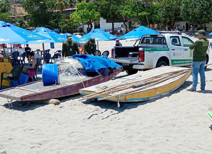 Orla de Ponta Negra foi alvo de fiscalização do uso do espaço público