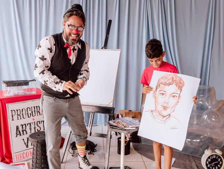 Artista potiguar Daniel Torres estreia solo de palhaçaria “Riscado”