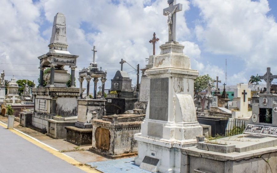 Finados: cemitérios de Natal devem receber mais de 60 mil pessoas, confira locais e programação das missas
